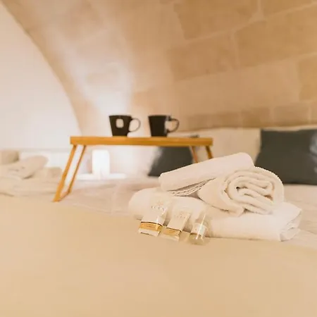 Διαμέρισμα Sassi - Elegant Historic Ματέρα