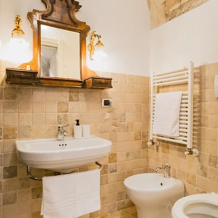 Sassi - Elegant Historic Ματέρα