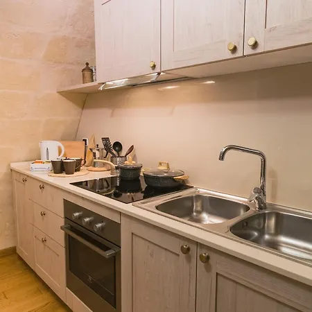 Διαμέρισμα Sassi - Elegant Historic Ματέρα