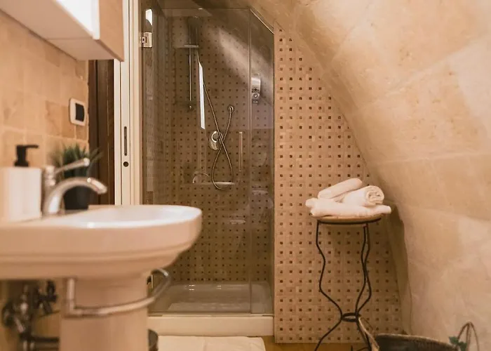 Sassi - Elegant Historic Apartment *