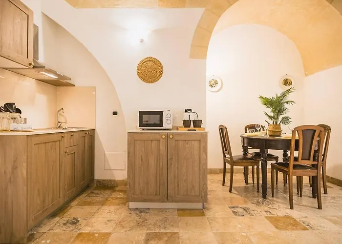 Sassi - Elegant Historic Apartment