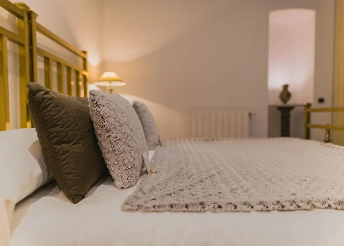 Sassi - Elegant Historic *